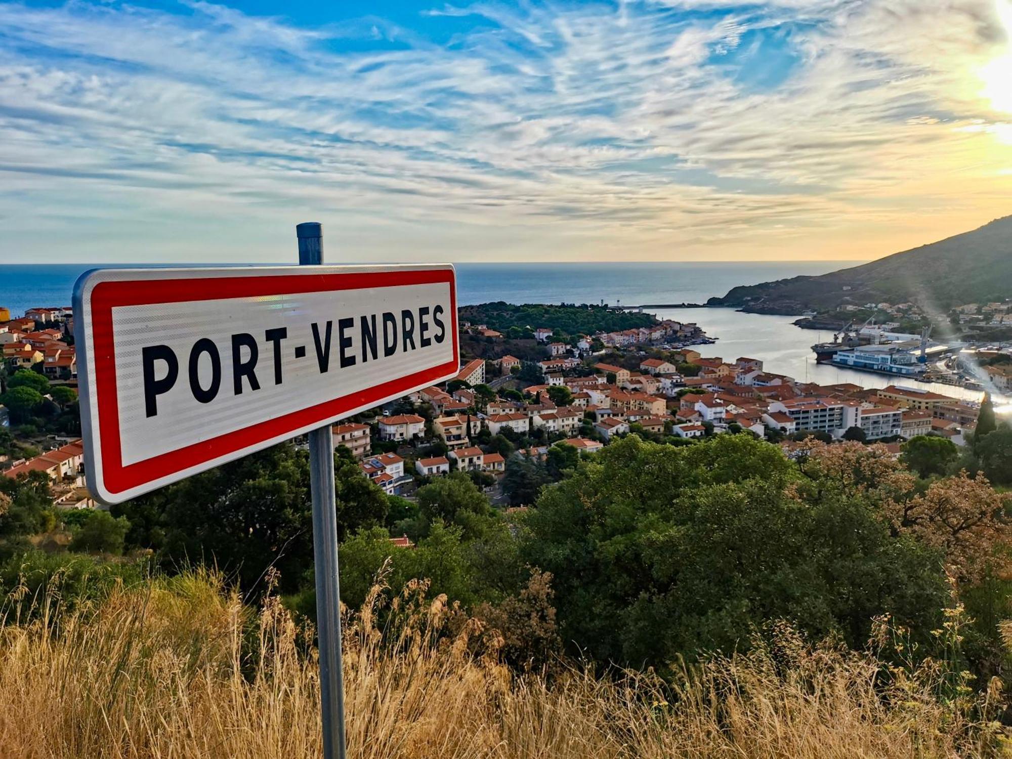 1Br Apartment T2 54M2 Onde Marine 2Nd Floor Lift Wifi Ac Parking Port Vendres Buitenkant foto